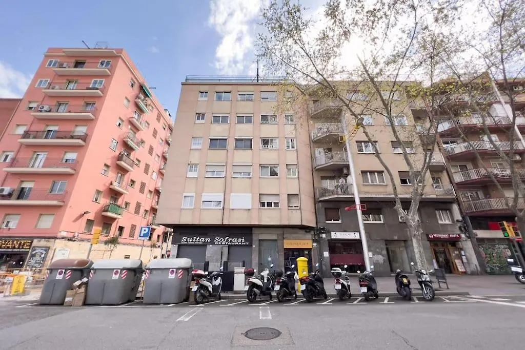 Bebarceloner Sant Andreu Apartments - 3 Bedrooms 0*, Barcelona Spain